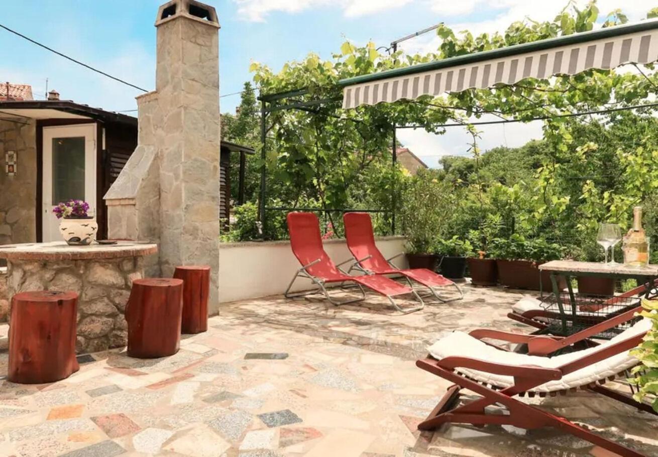 Holiday Home Ana- With Pool Kornić المظهر الخارجي الصورة