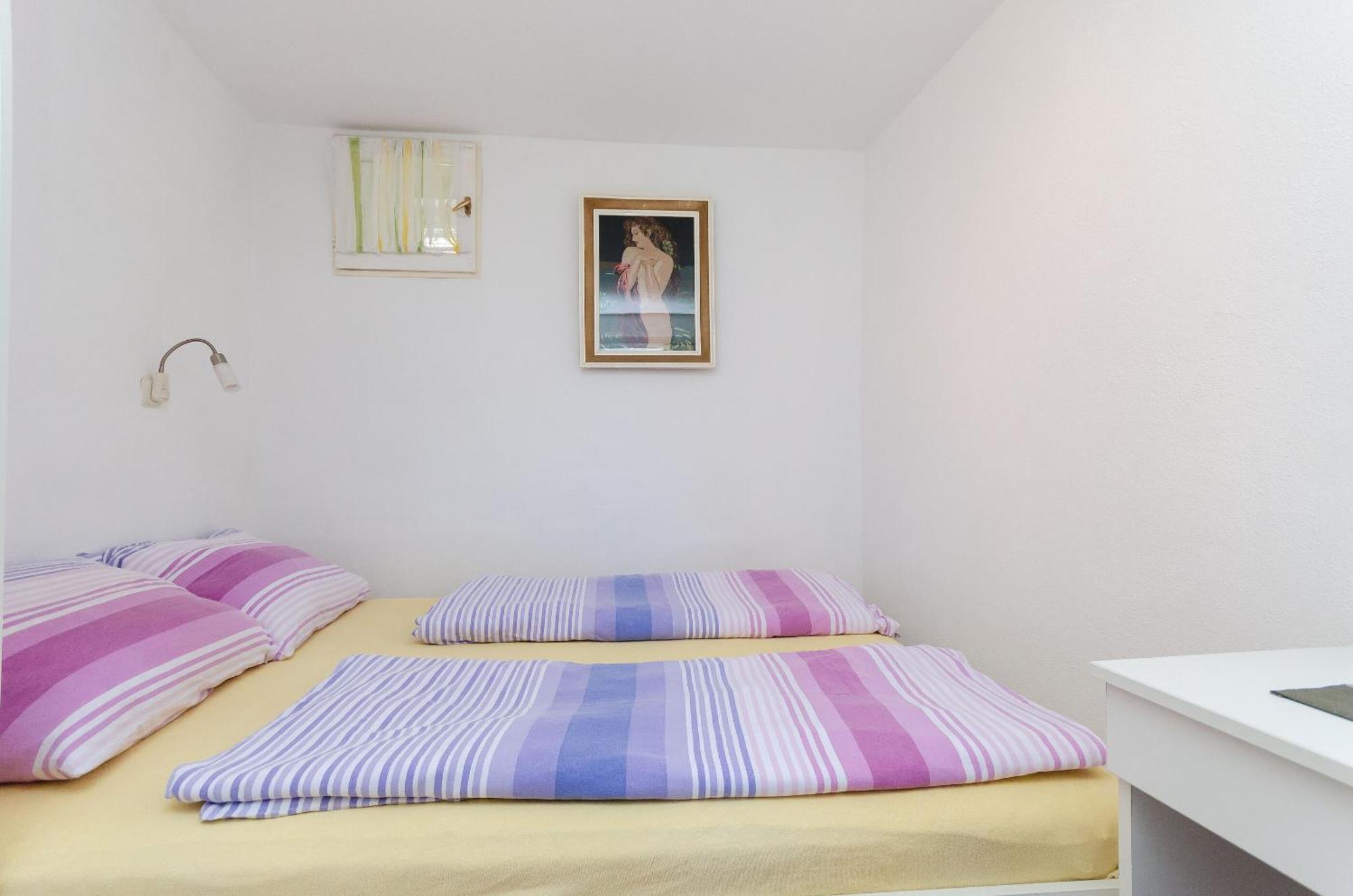 Holiday Home Ana- With Pool Kornić المظهر الخارجي الصورة