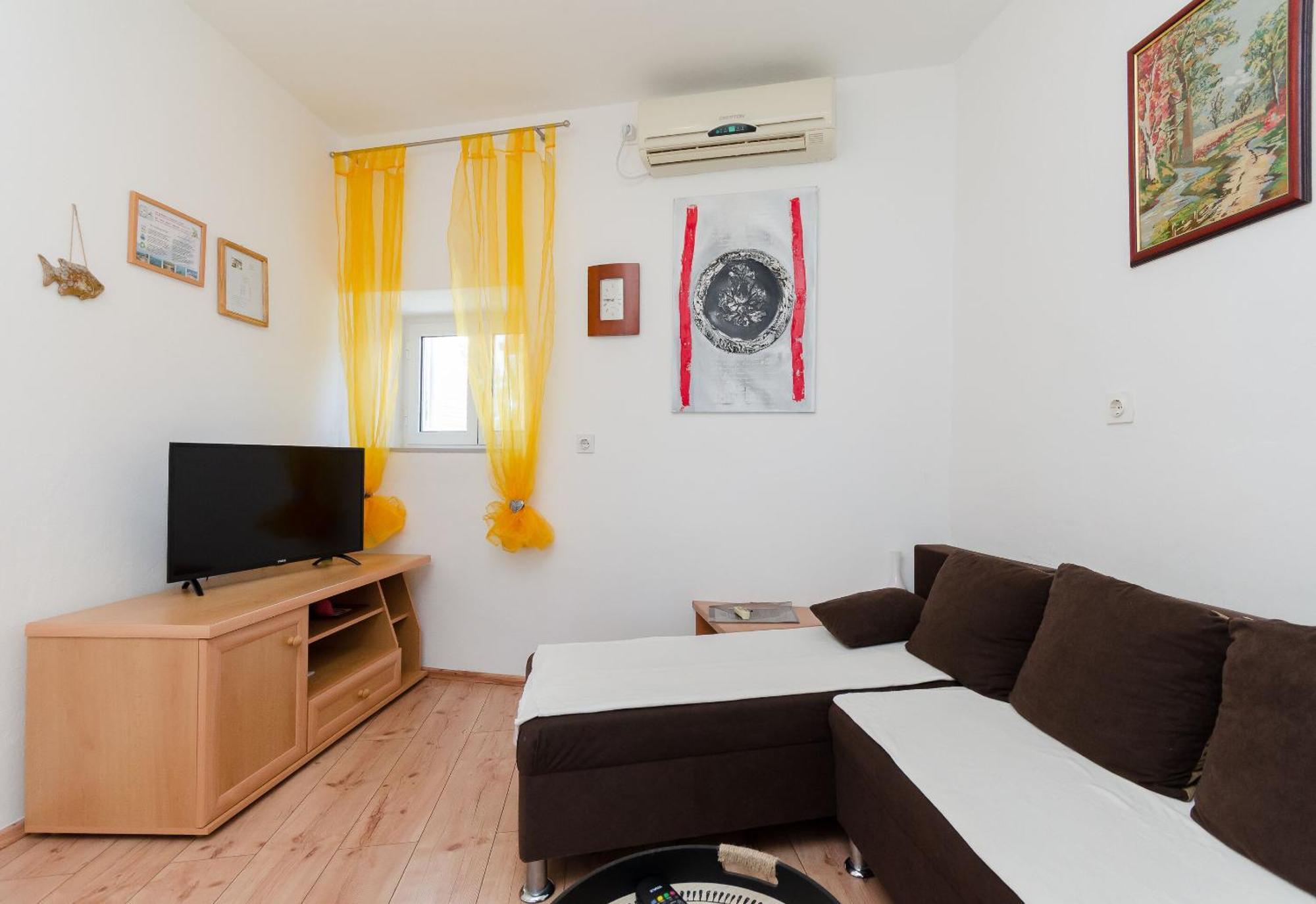 Holiday Home Ana- With Pool Kornić المظهر الخارجي الصورة
